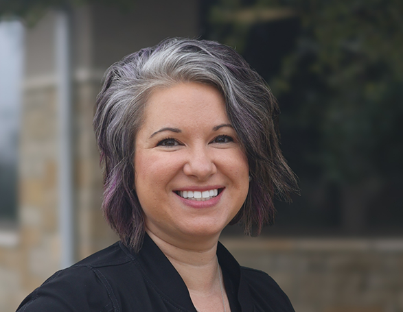 Dental assistant Stephanie Ch